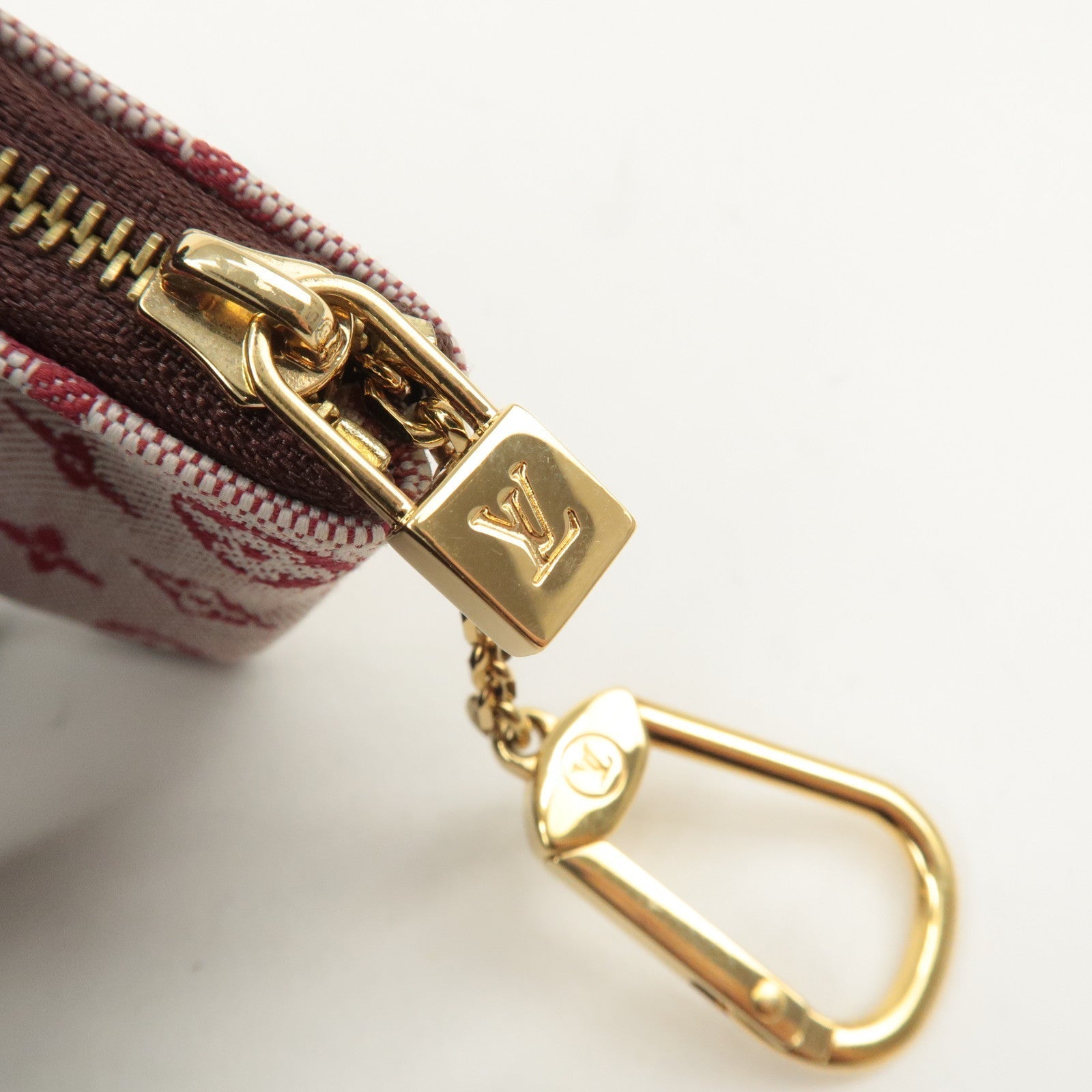 LO-LV bags 4055