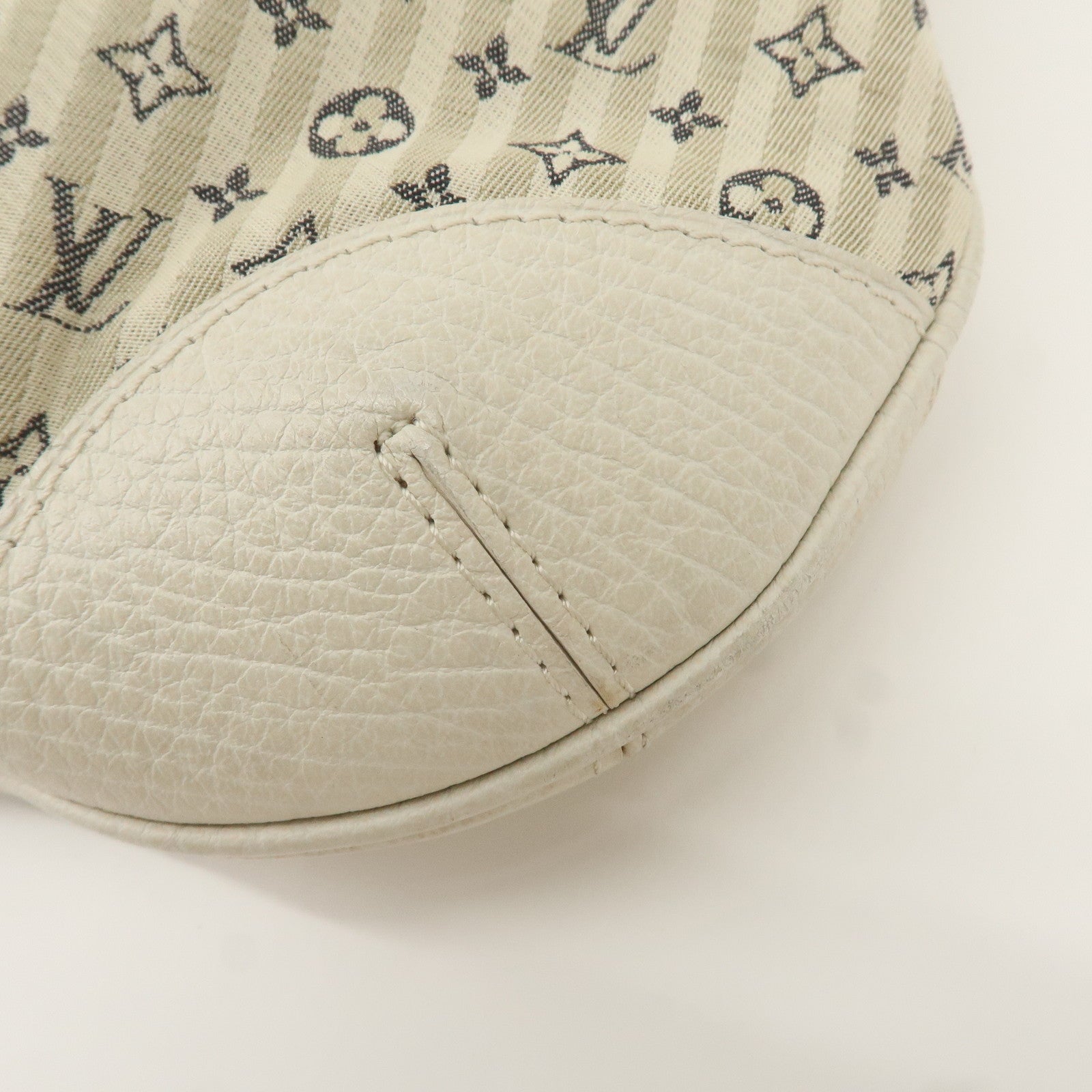 LO-LV bags 4133