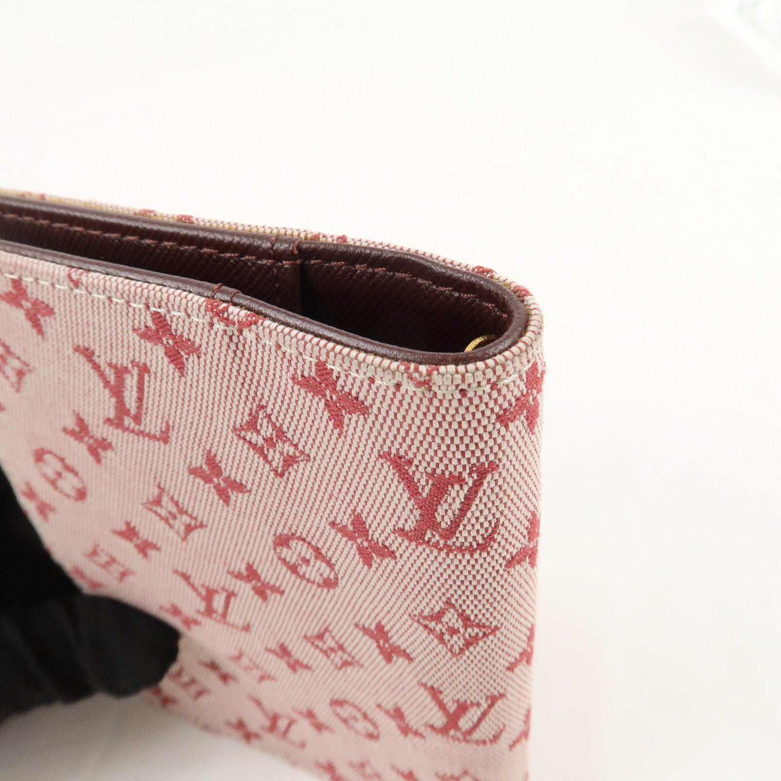 LO-LV bags 3875