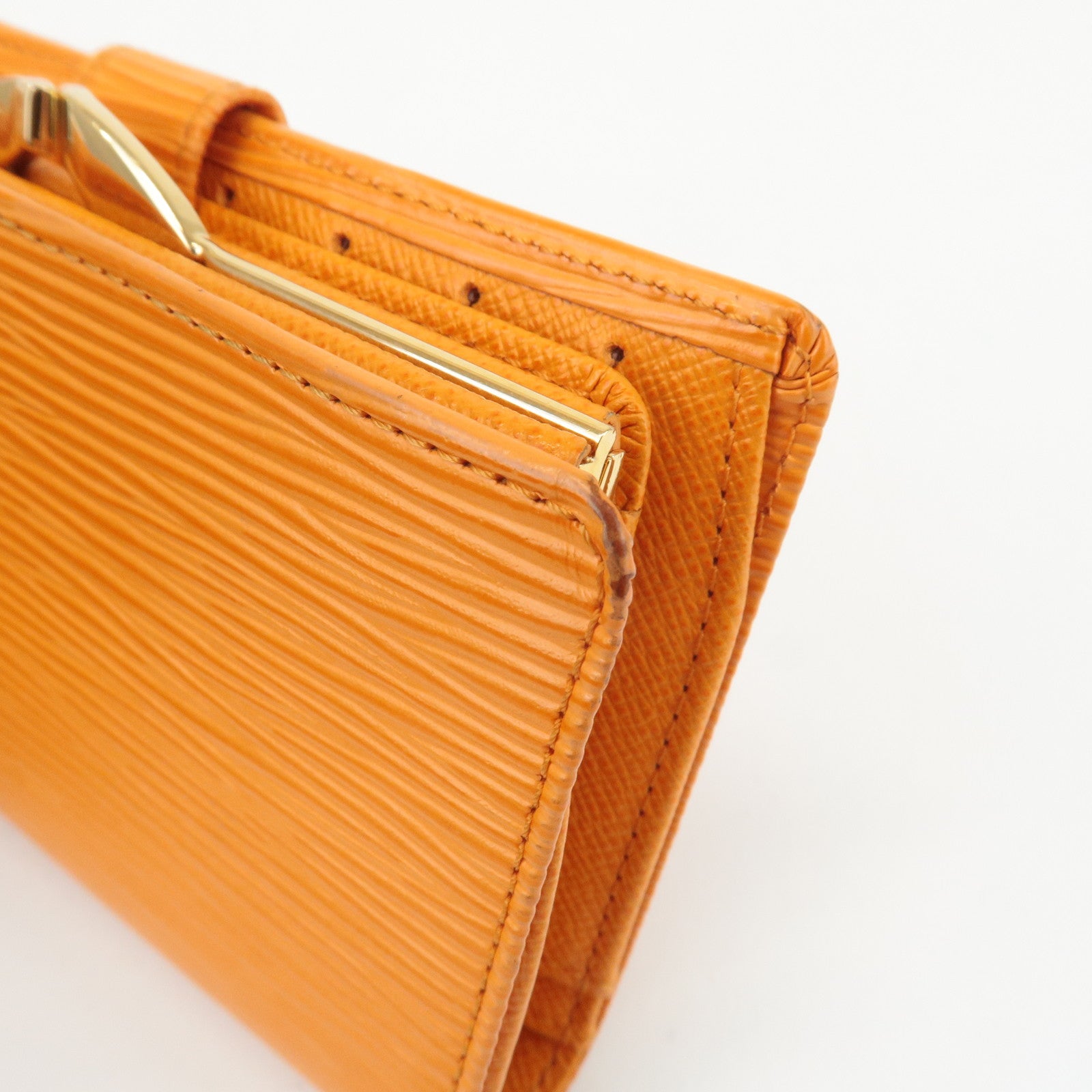 LO-LV bags 3958
