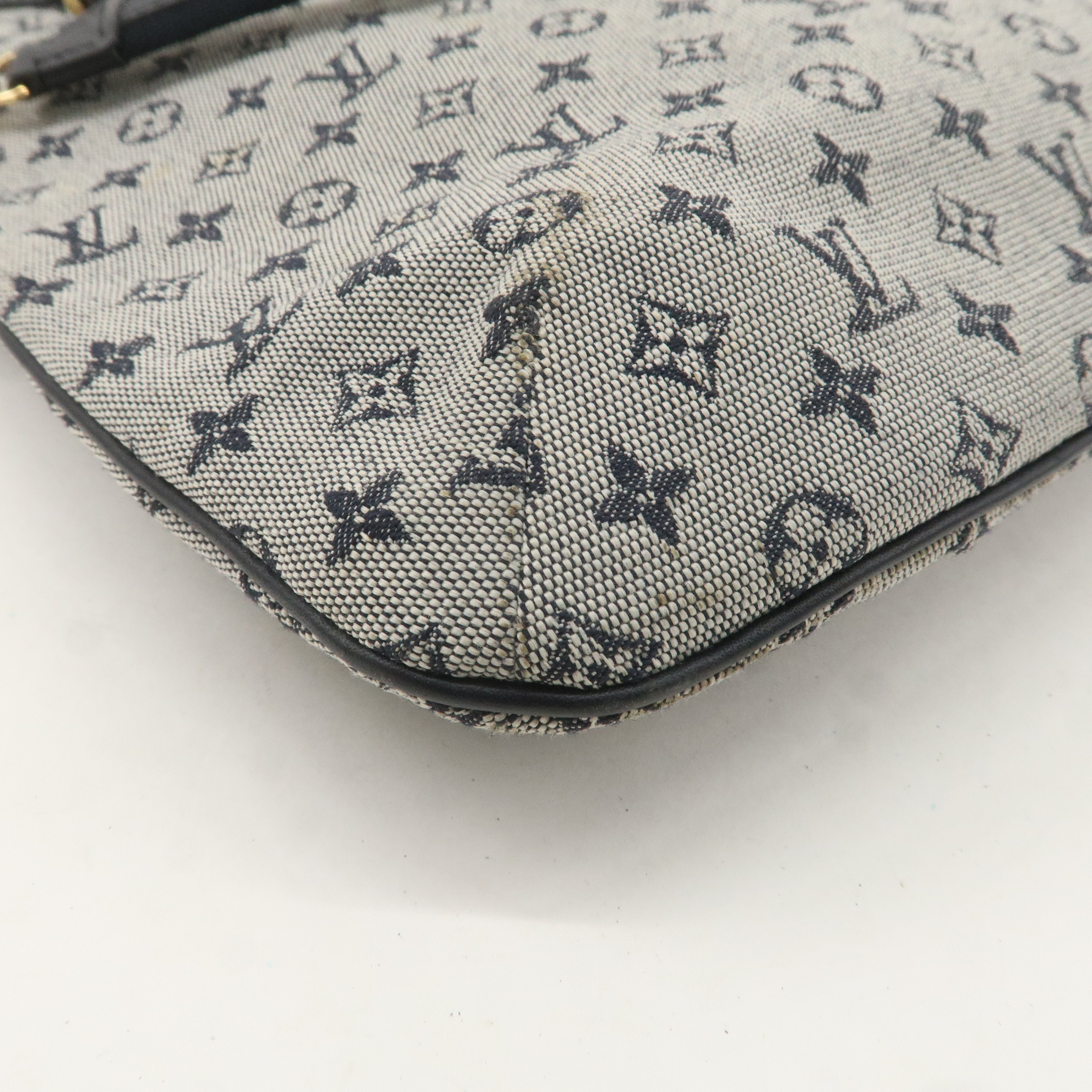 LO-LV bags 4128