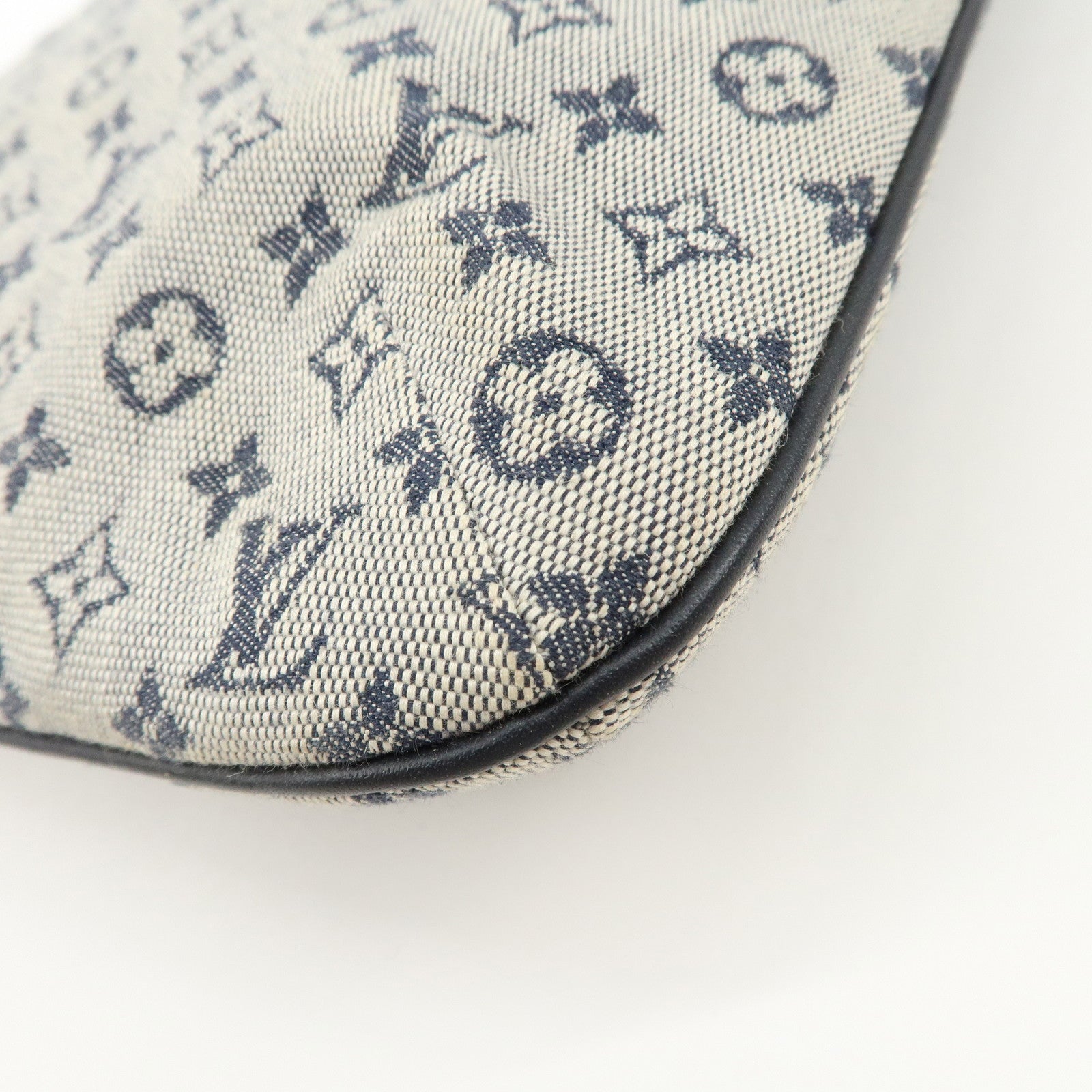 LO-LV bags 3978