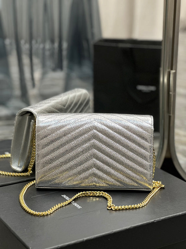 BB - YSL Bag - 1920