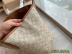 LO - CCH Bags - 417