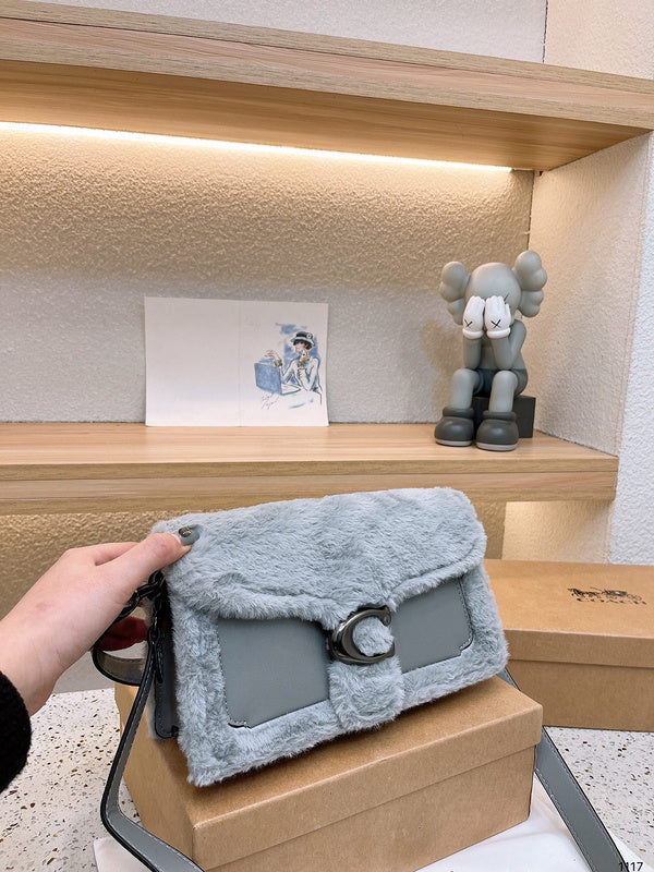 LO - CCH Bags - 366