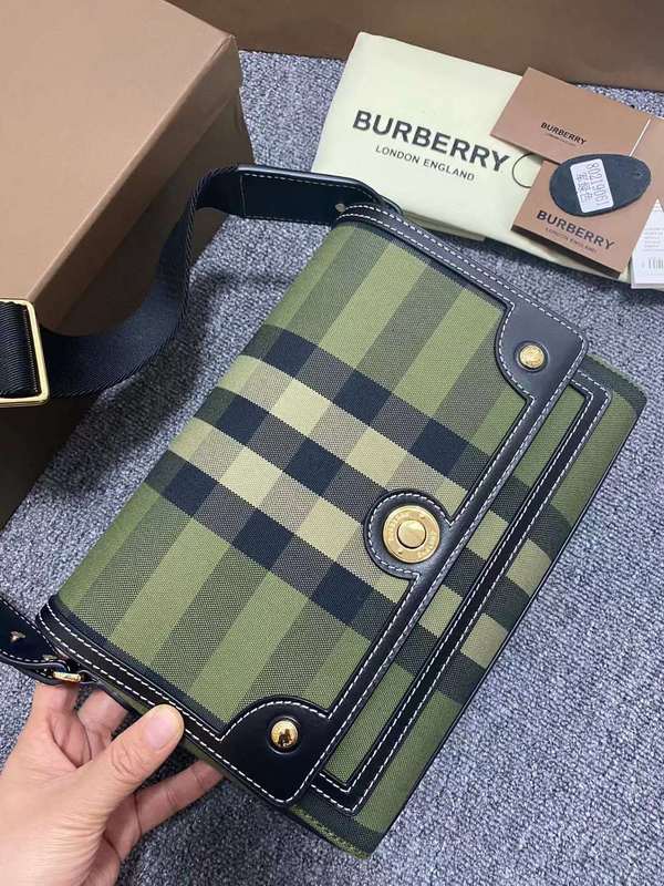 LO - B-BERRY BAGS - 005