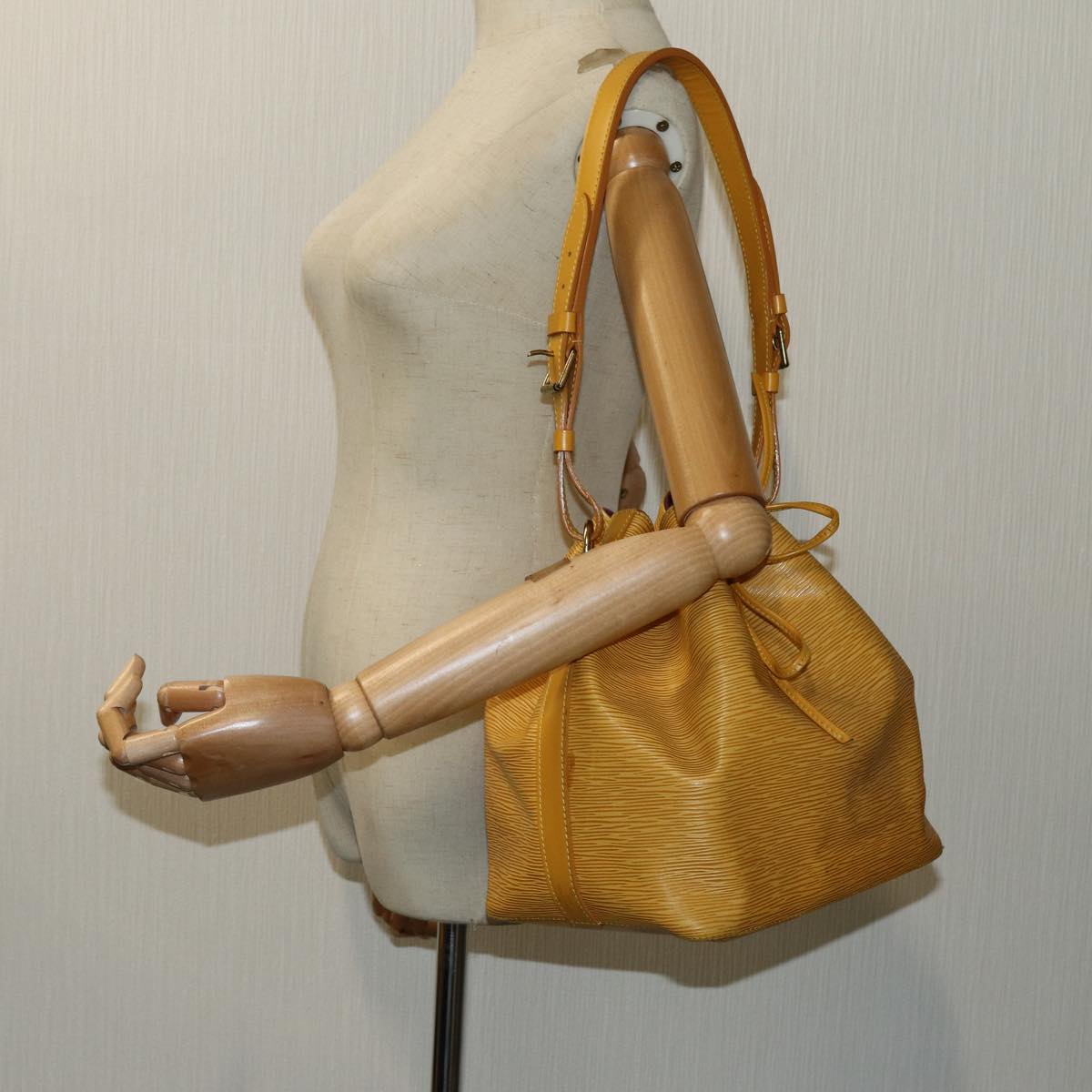 LO-LV bags 6632