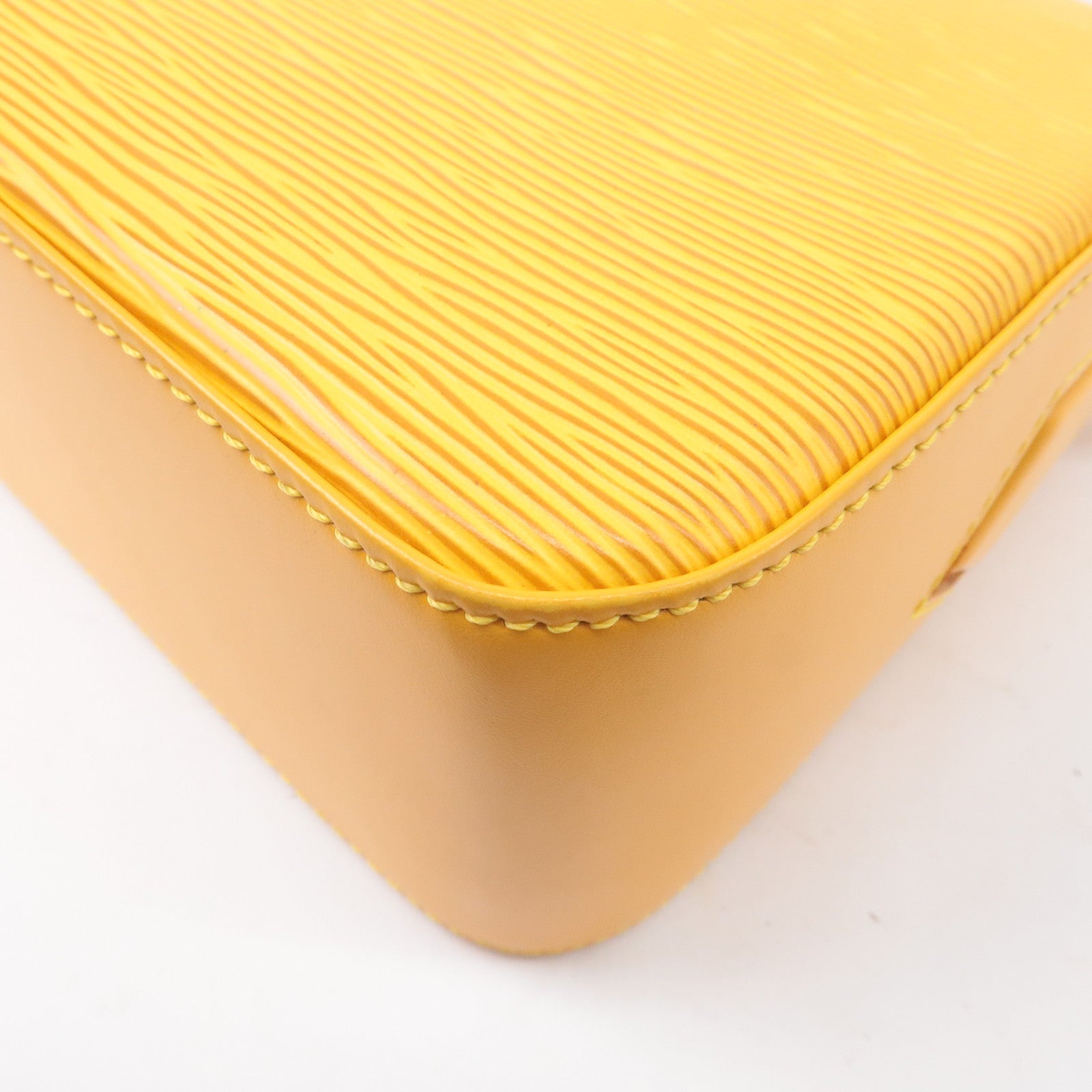 LO-LV bags 2434