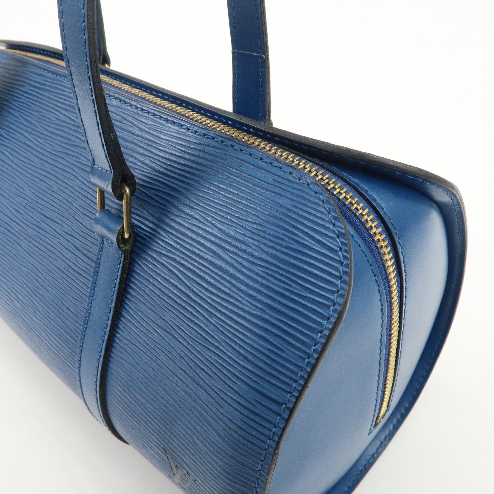 LO-LV bags 3819