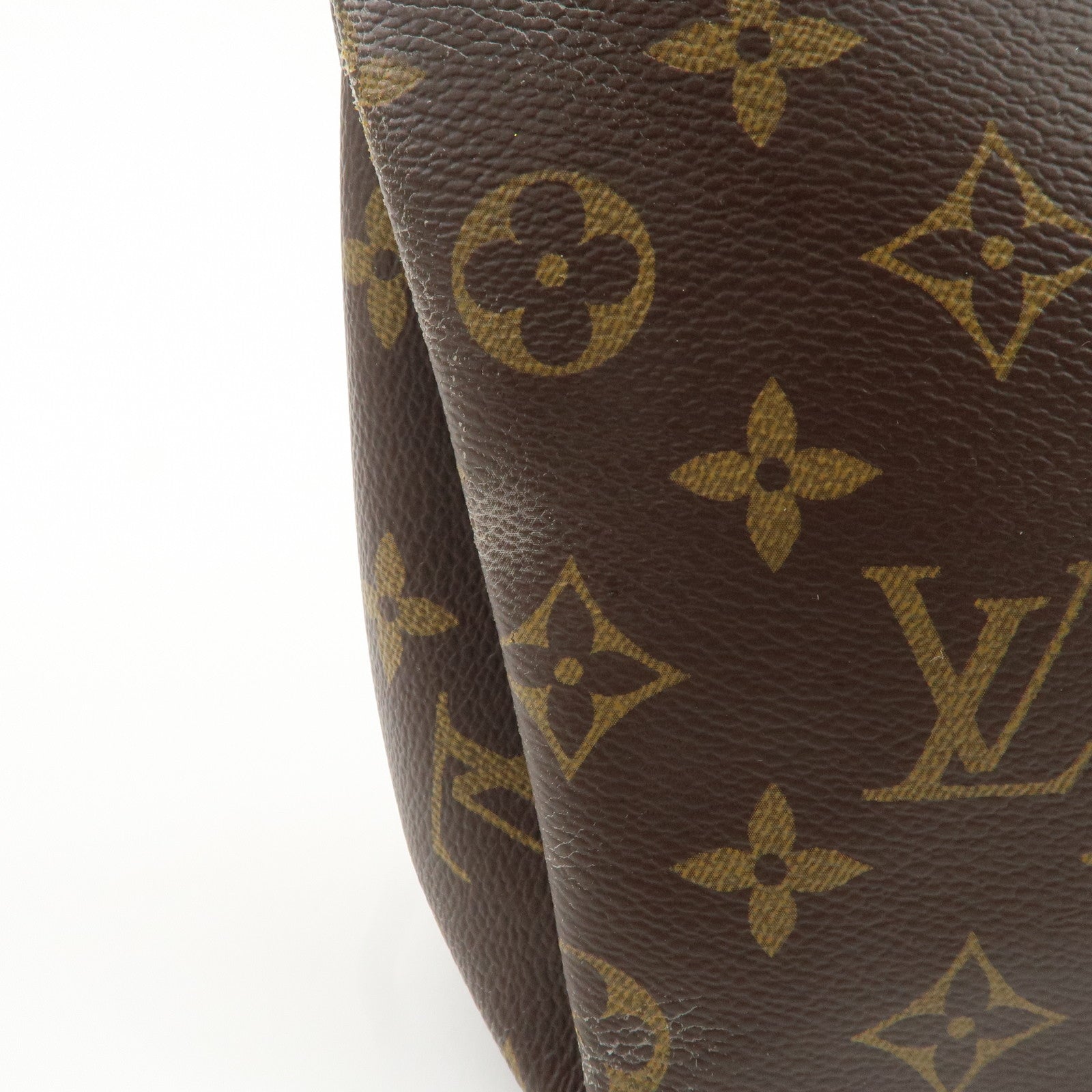 LO-LV bags 3900