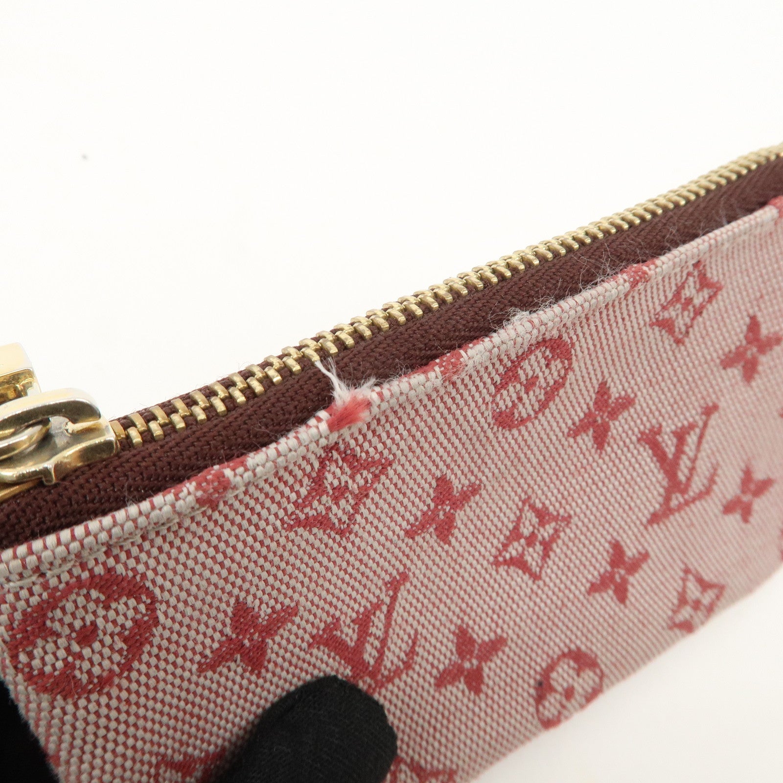 LO-LV bags 3917