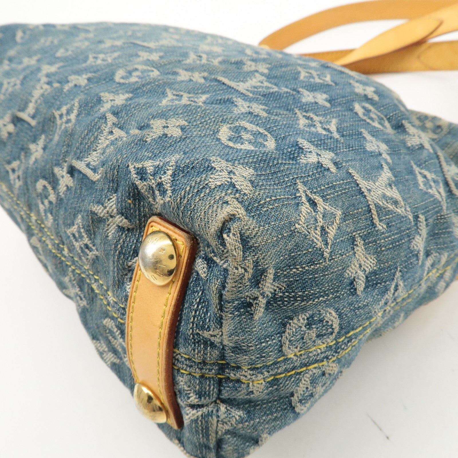 LO-LV bags 4057