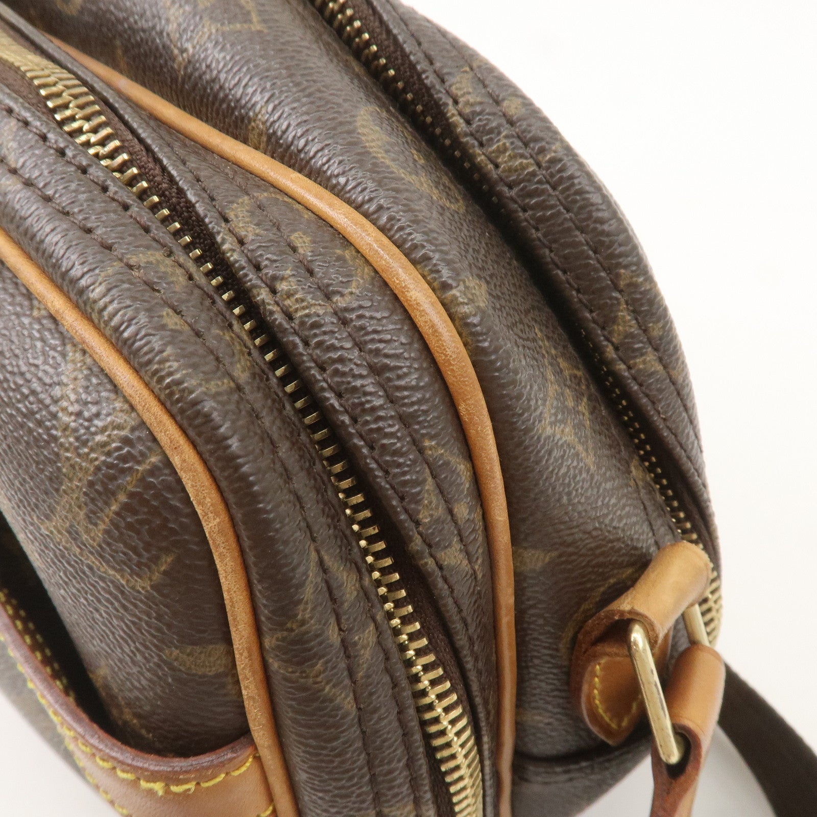 LO-LV bags 3529