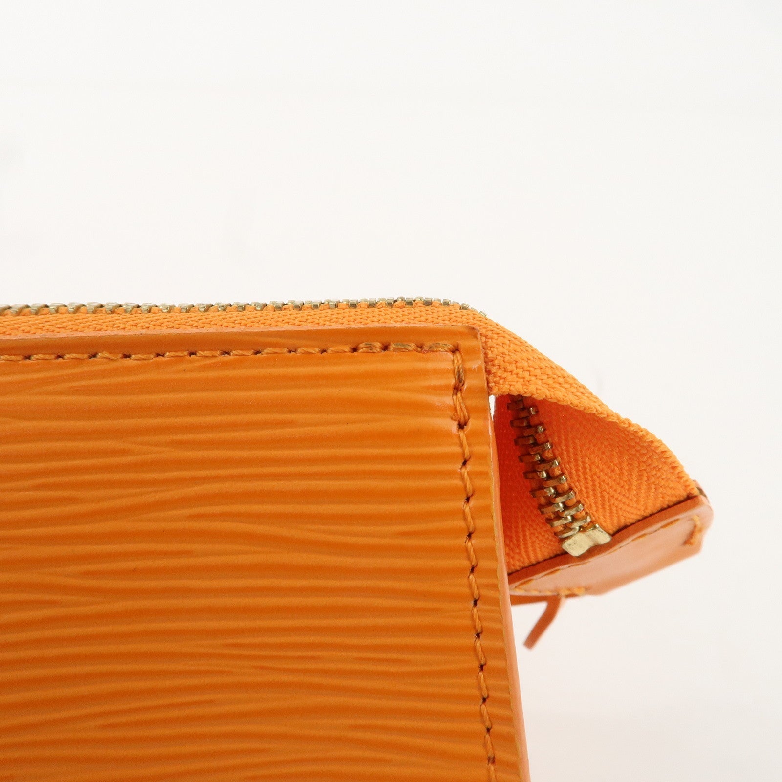 LO-LV bags 4023
