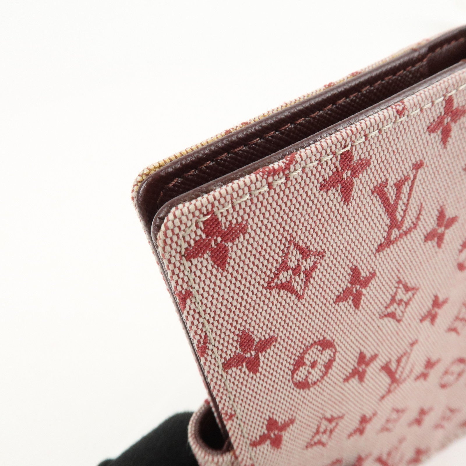LO-LV bags 3875