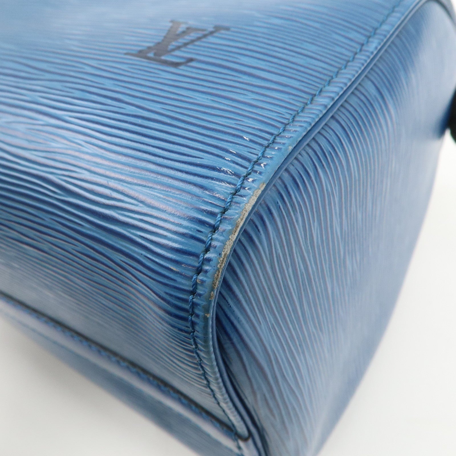 LO-LV bags 3857