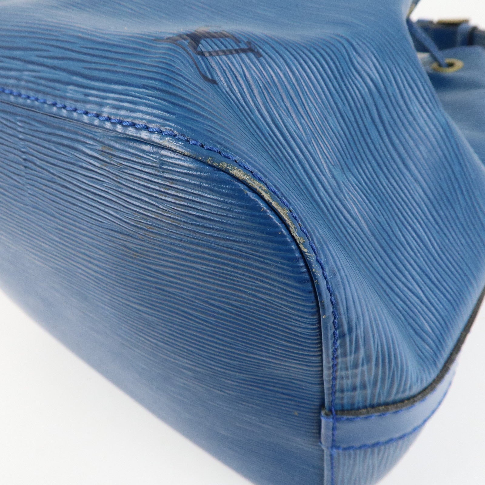 LO-LV bags 3815