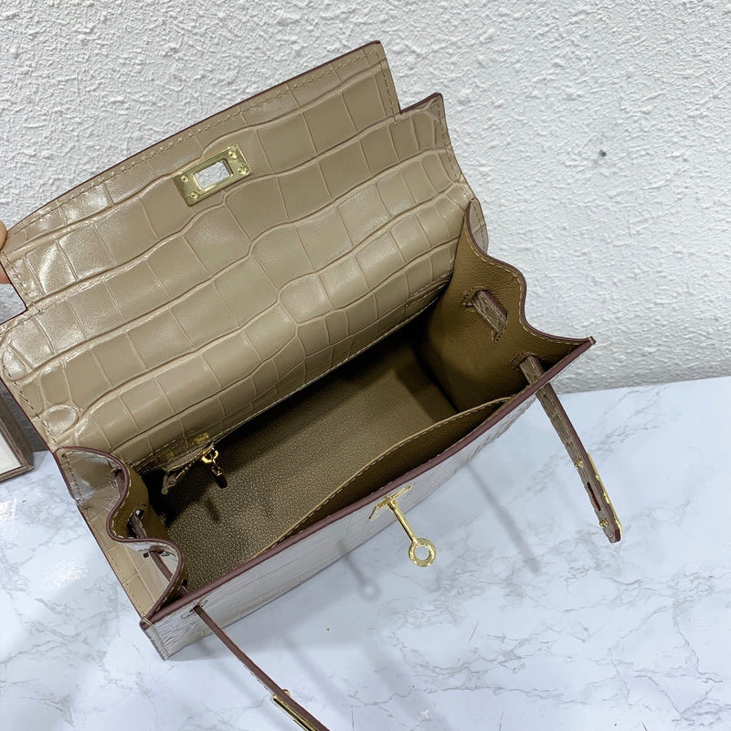 LO - HMS Luxury Bags - 471