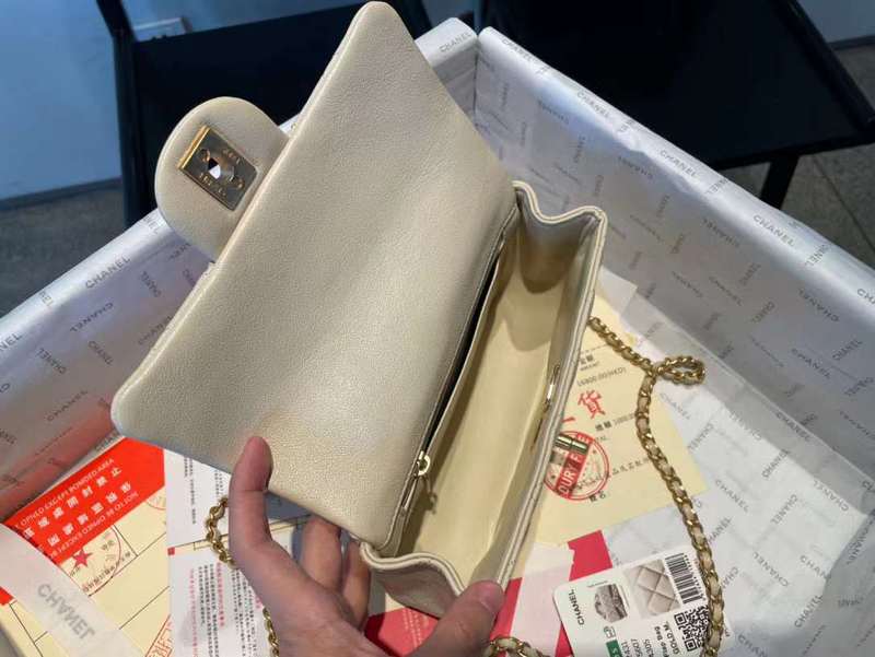 LO - CHL  BAGS FOR WOMEN - FASHION LUXURY BAGS - 607