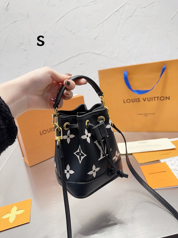 LO - LV Bags - 15135