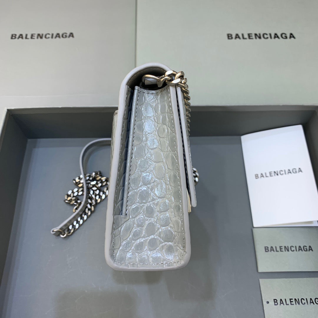 BLN-Ciaga Hourglass Wallet On Chain in Gray, For Women,  Bags 9in/23LO