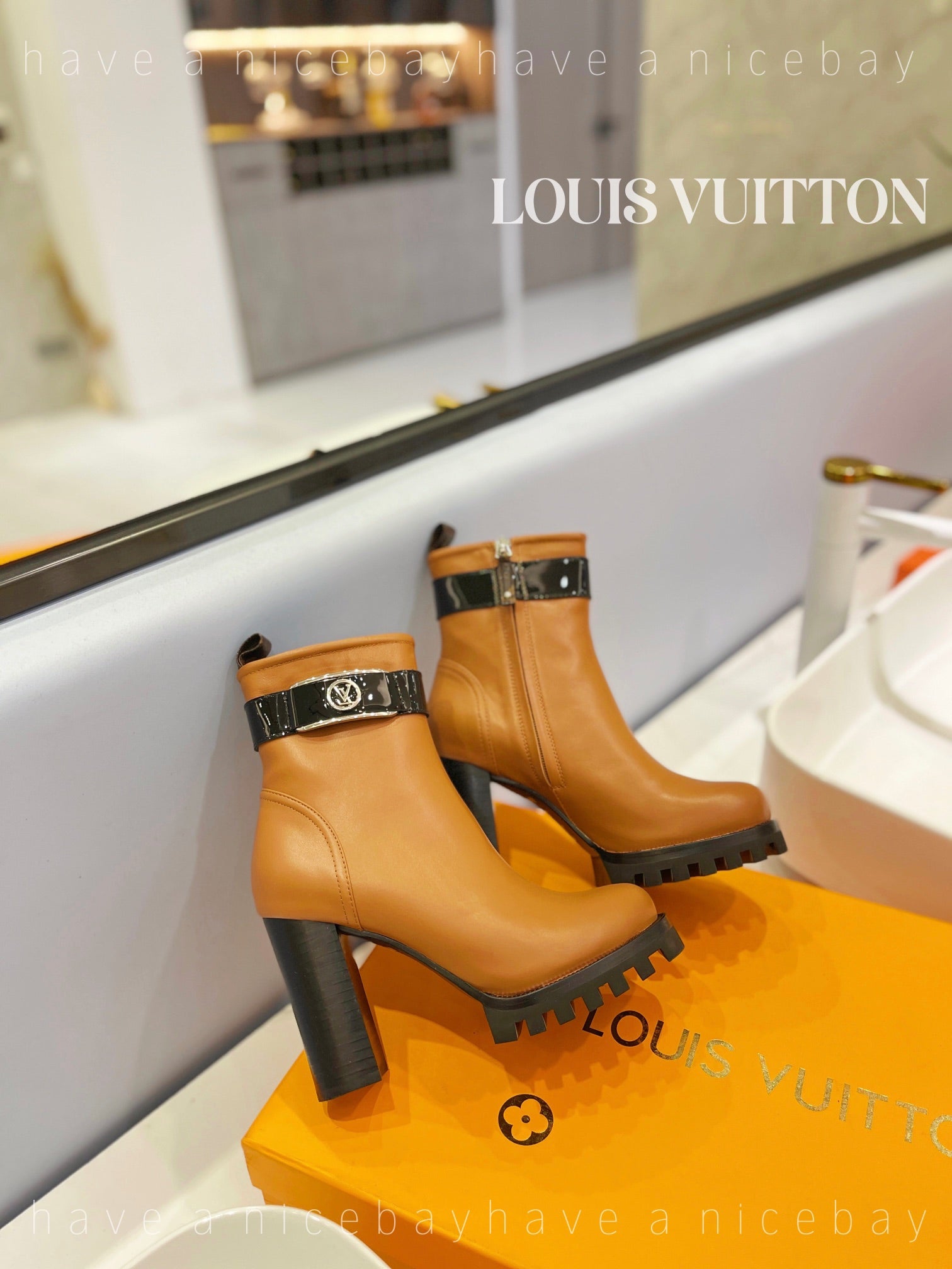 LO-LV bags 3438