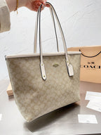 LO - CCH Bags - 152