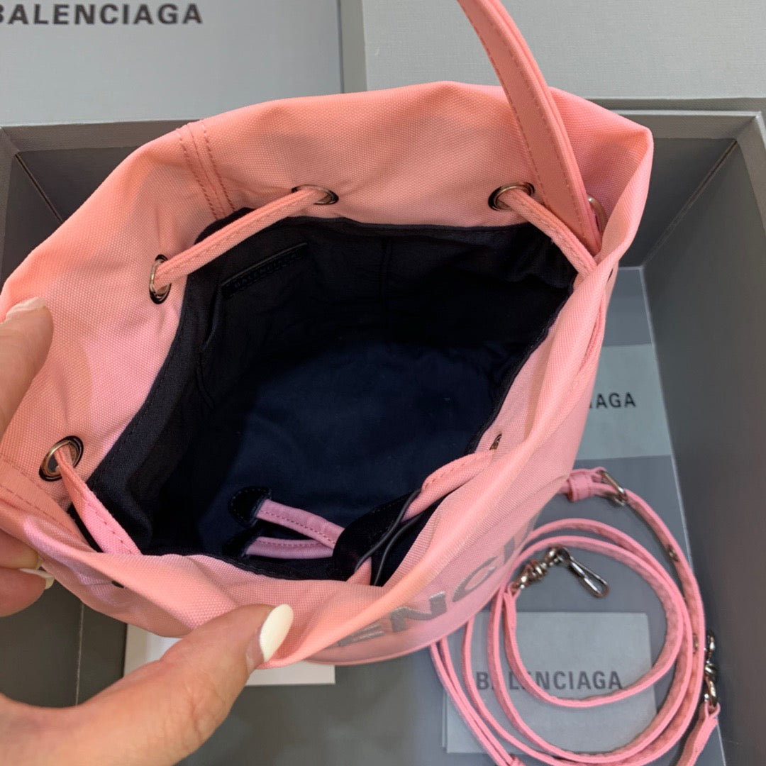 BLN-Ciaga Le Cagole Medium Bucket Bag In Light Pink, For Women,  Bags 11.8in/30LO