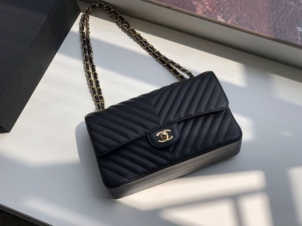 CHL -  Chevron Classic Handbag Gold Toned Hardware Black For Women, Women’s Bags, Shoulder And Crossbody Bags 10.2in/26LO