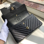CHL -  Chevron Classic Handbag Gold Toned Hardware Black For Women, Women’s Bags, Shoulder And Crossbody Bags 10.2in/26LO