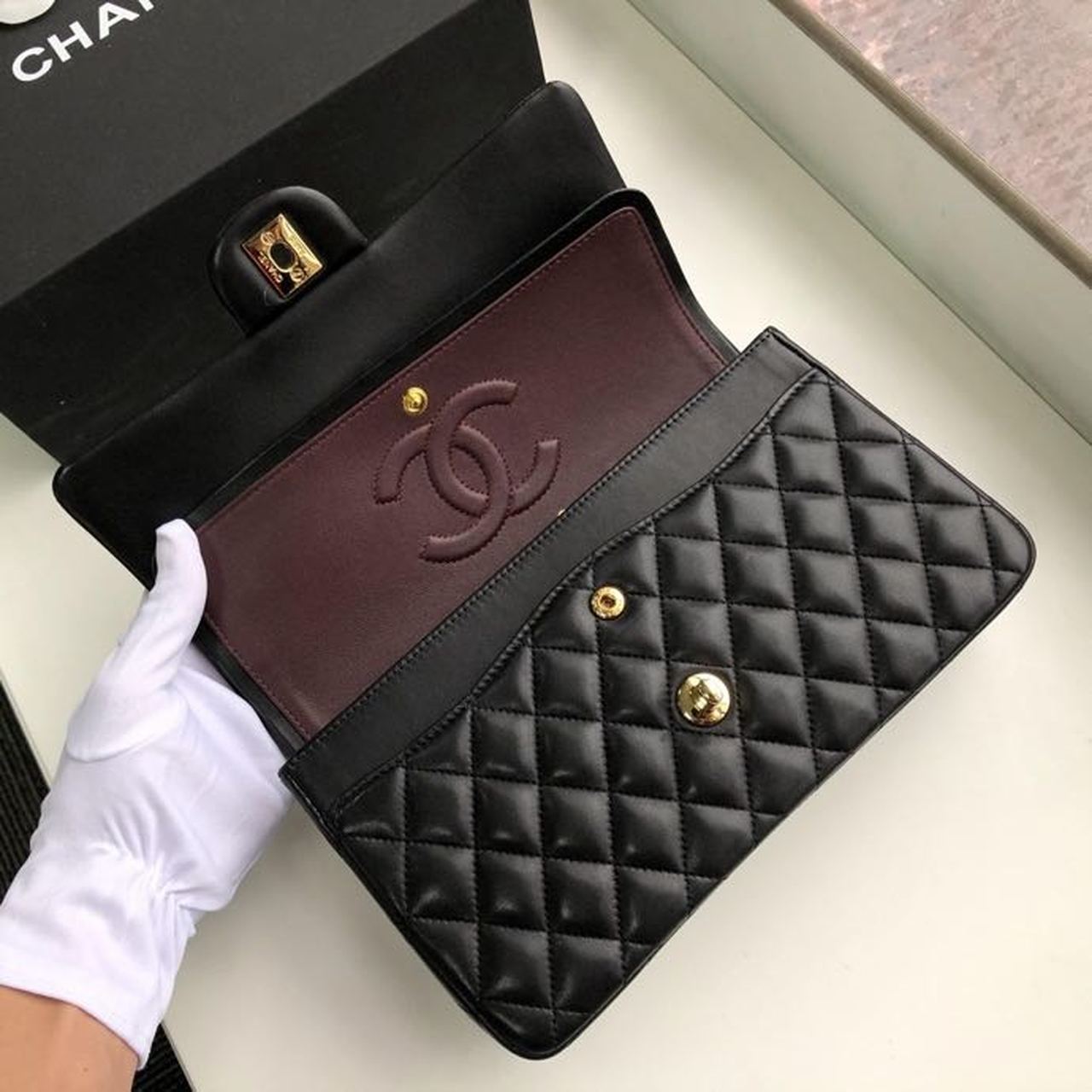 CHL -  Classic Handbag Gold Toned Hardware Black For Women Bags, Shoulder And Crossbody Bags 10.2in/26LO A01112