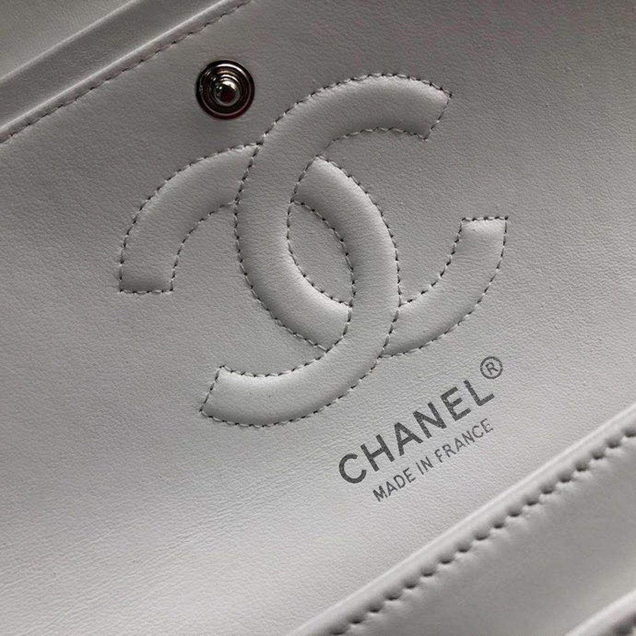 CHL -  Classic HandBag White For Women 9.9in/25.5LO A01112