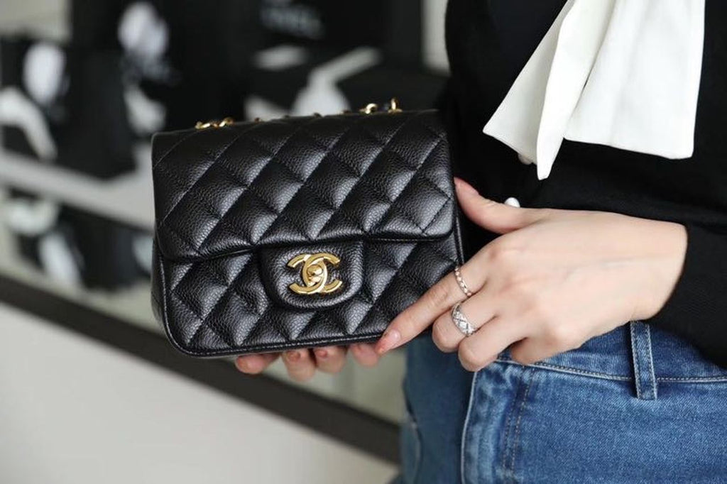 CHL -  Classic Mini Flap Bag Gold Toned Hardware Black For Women 6.7in/17LO