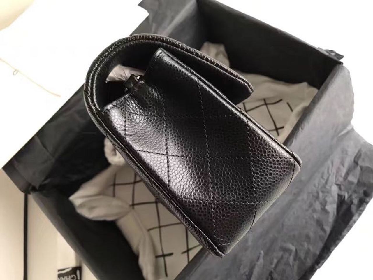 CHL - Small Classic Handbag SilLusso Official - Hardware Black For Women Bags, Shoulder and Crossbody Bags 7.8in/20LO A01113