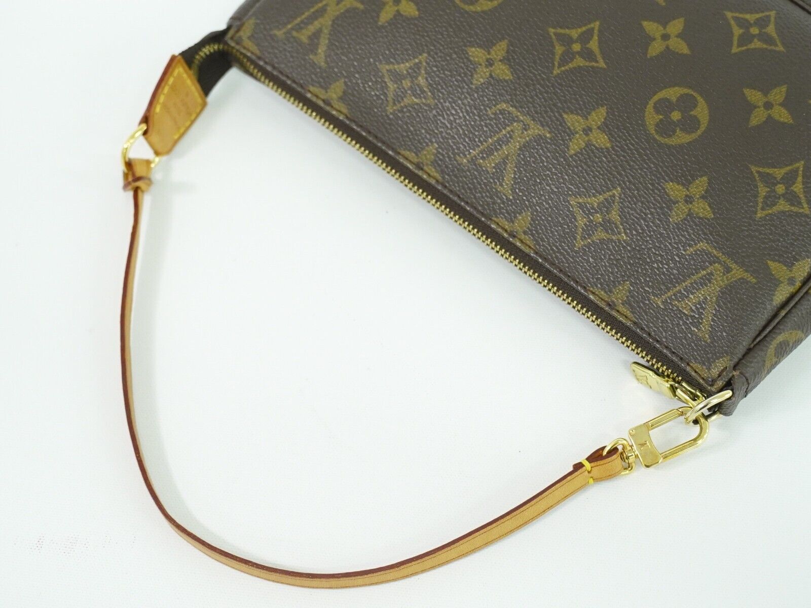 LO-LV bags 1616