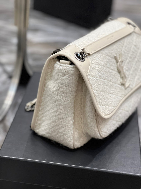 BB - YSL Bag - 4222