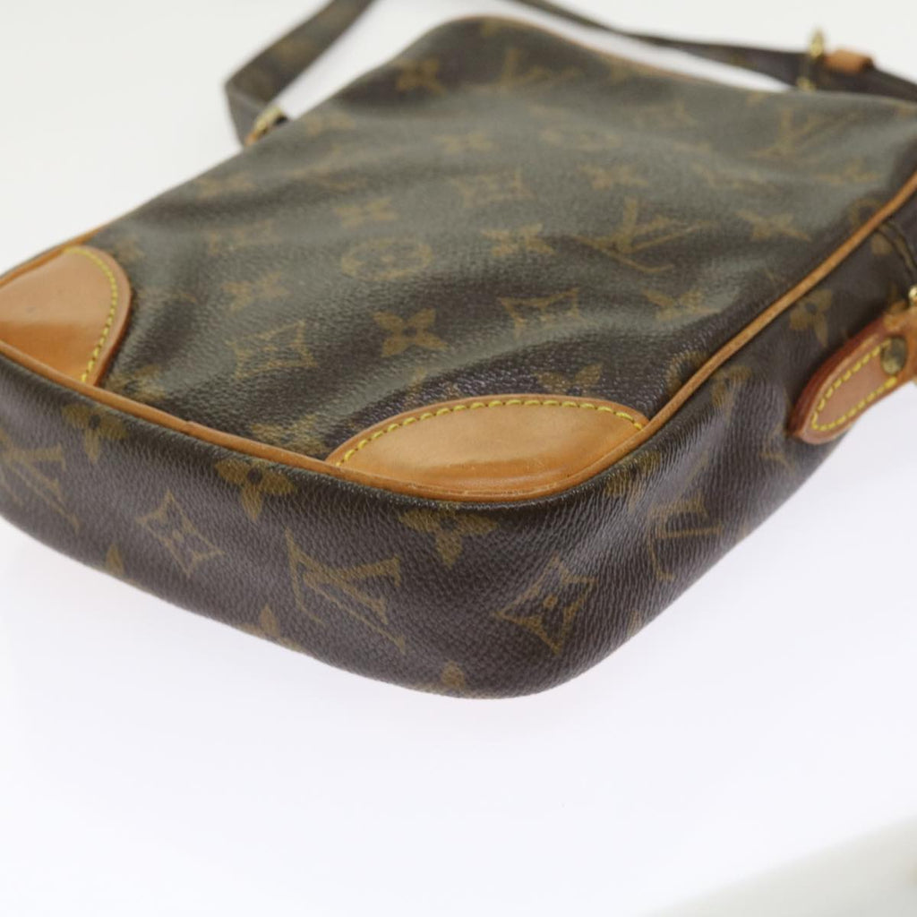 LO-LV bags 2046