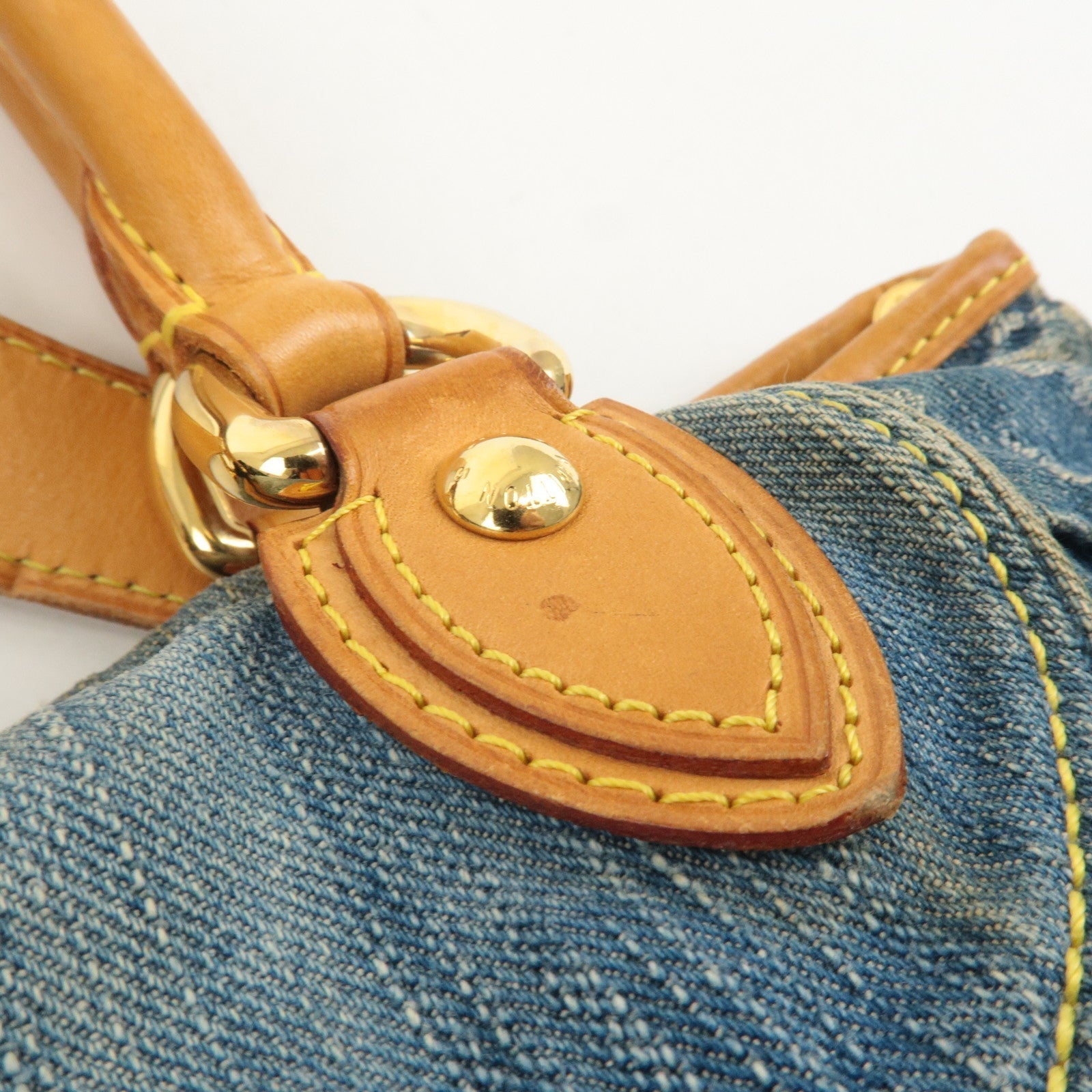 LO-LV bags 4048