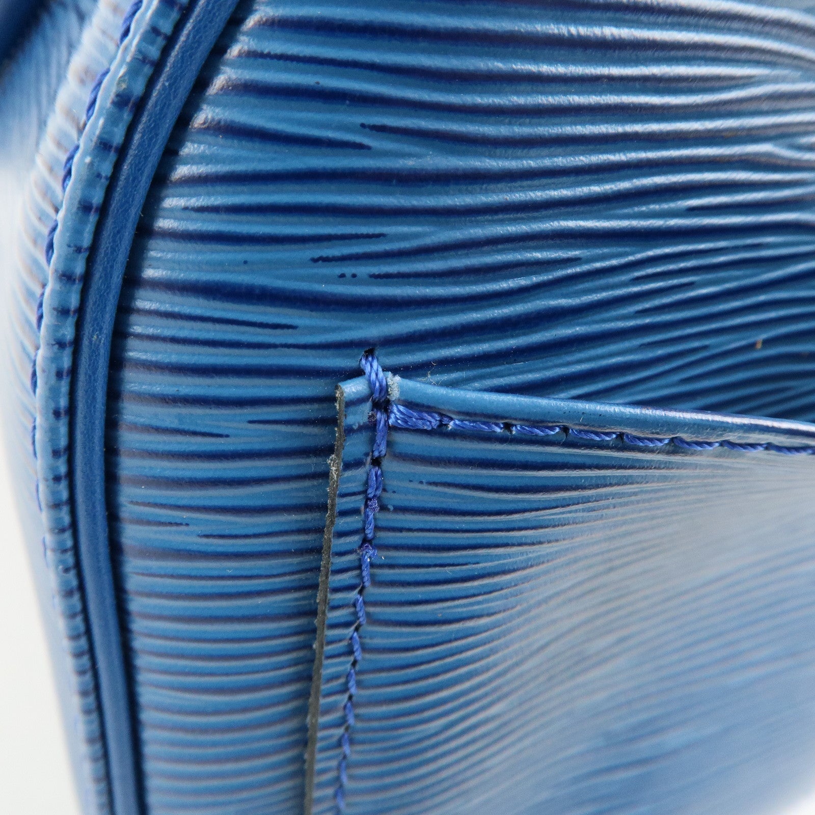 LO-LV bags 3812