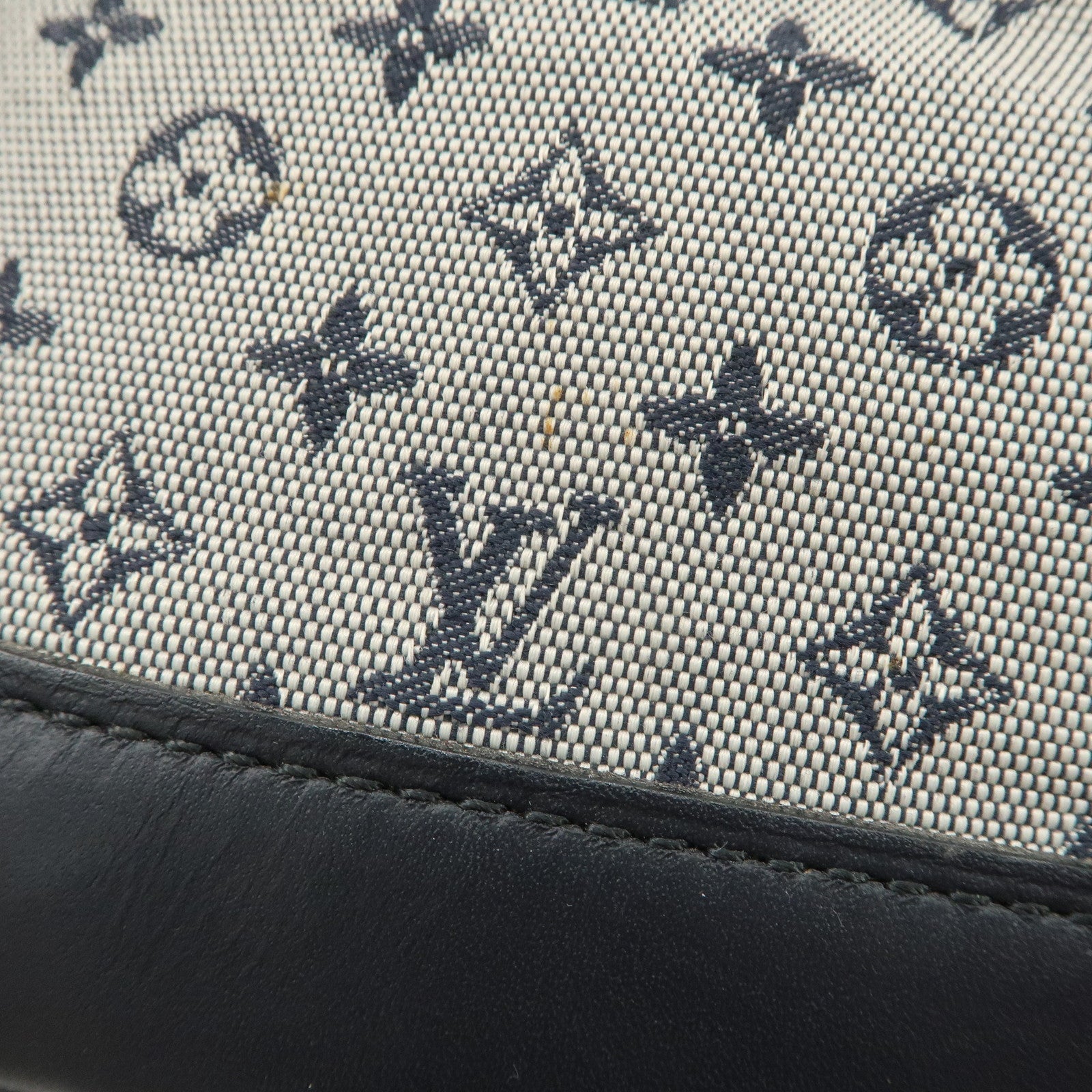 LO-LV bags 3764