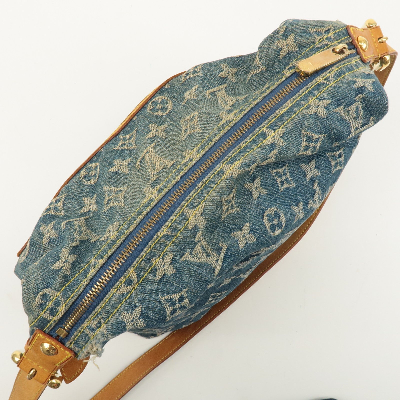 LO-LV bags 4056