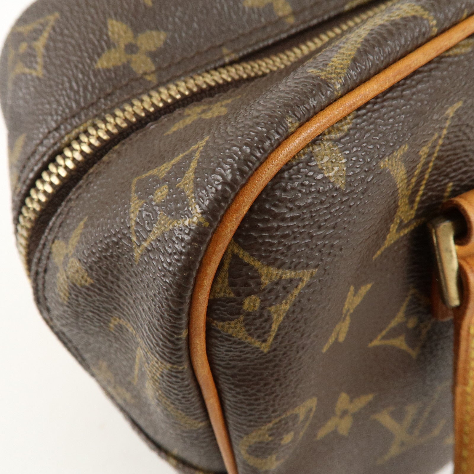 LO-LV bags 3523