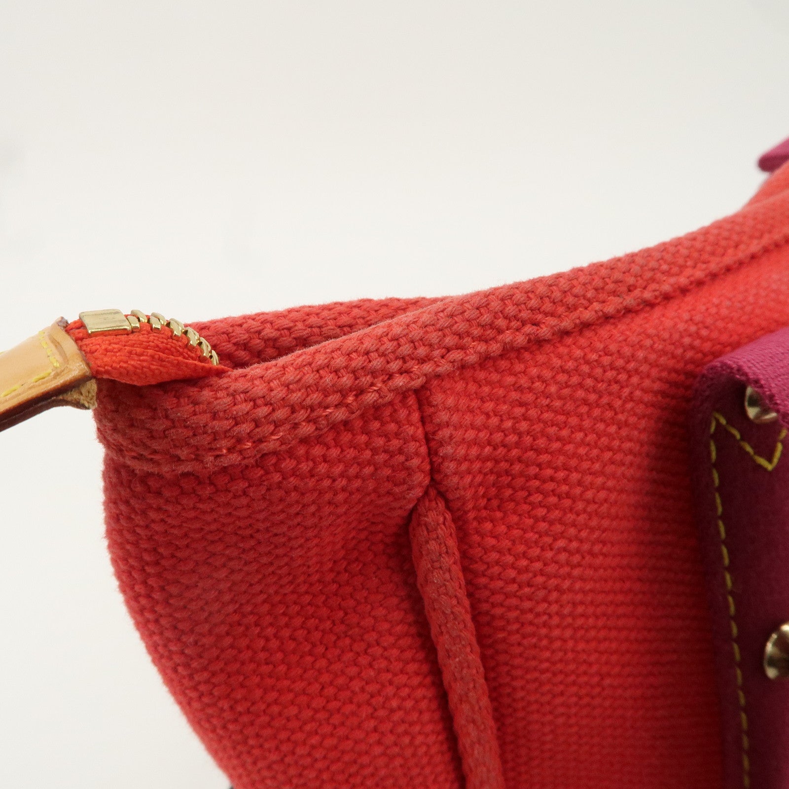 LO-LV bags 4010