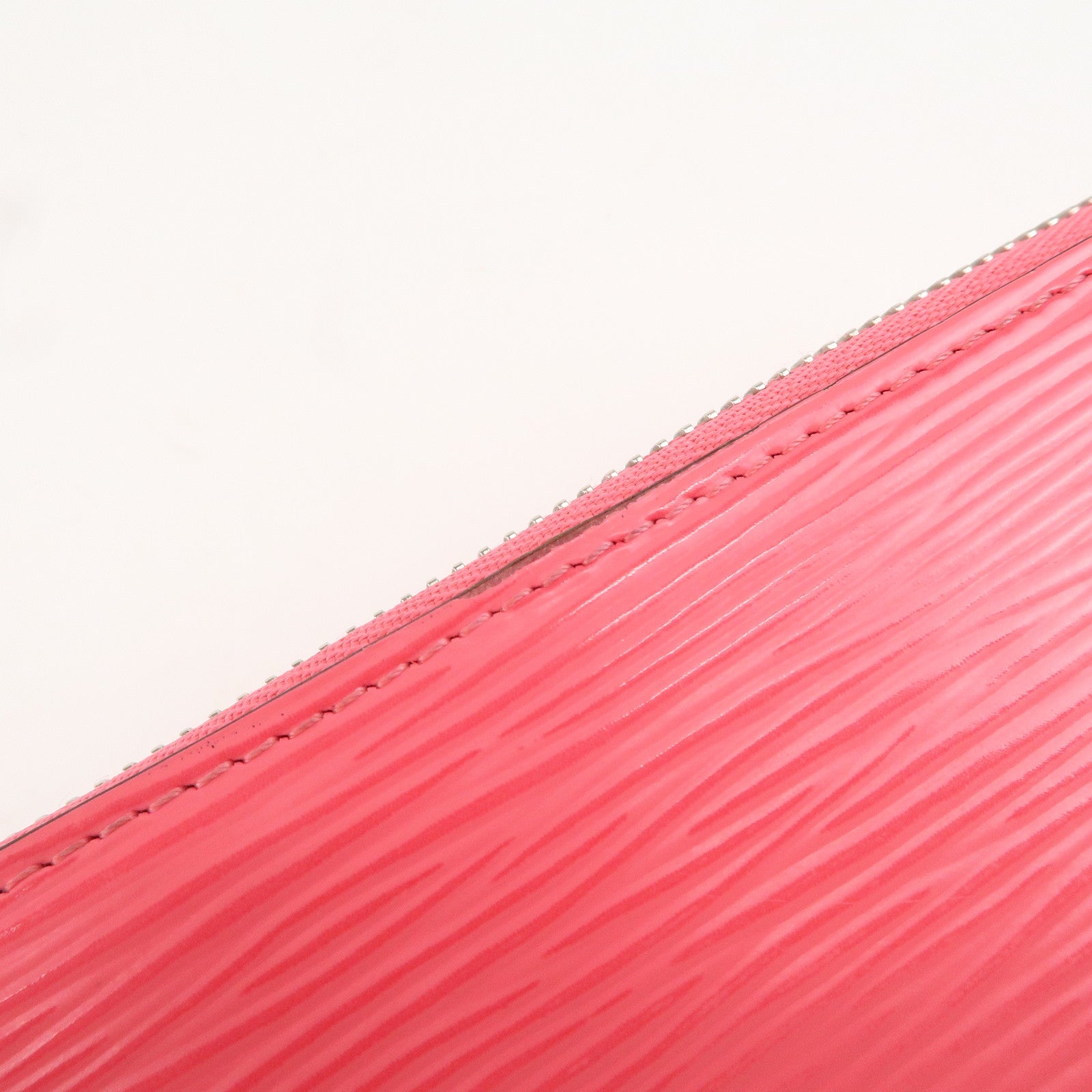 LO-LV bags 4074