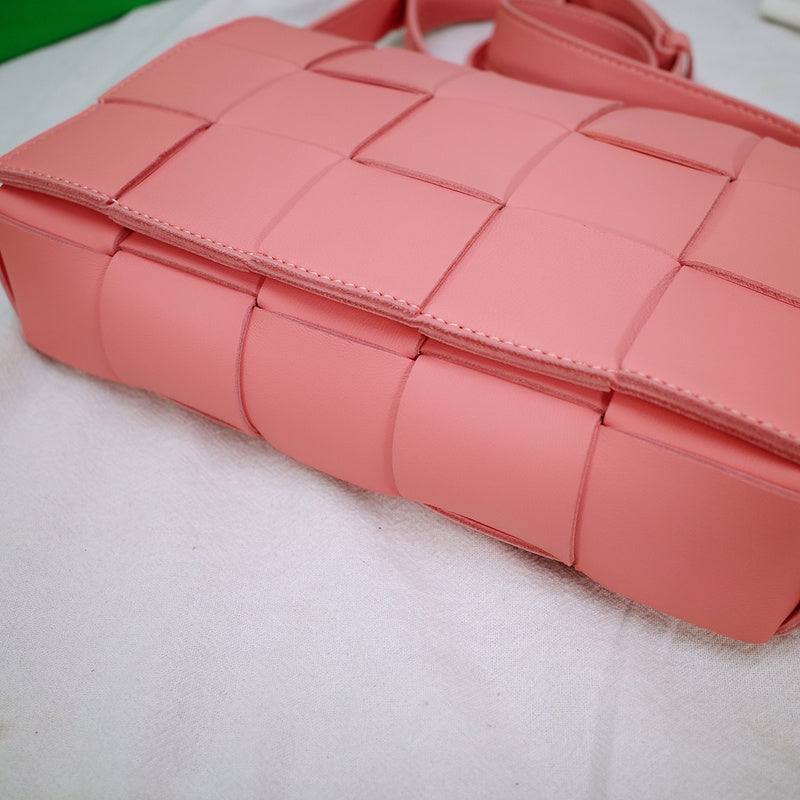 B-VENETA STYLISH HANBAGS FOR WOMEN - 111