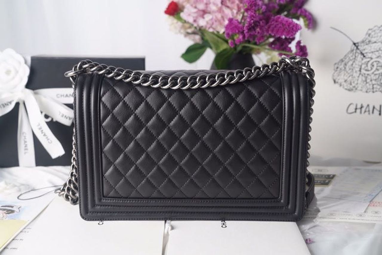CHL -  LeBoy Bag 28LO Lambskin Leather Antique SilLusso Official - Hardware Spring/SuMM - er Collection, Black