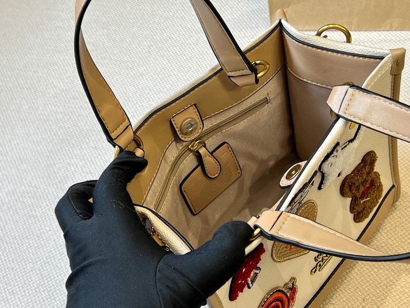 LO - CCH Bags - 316