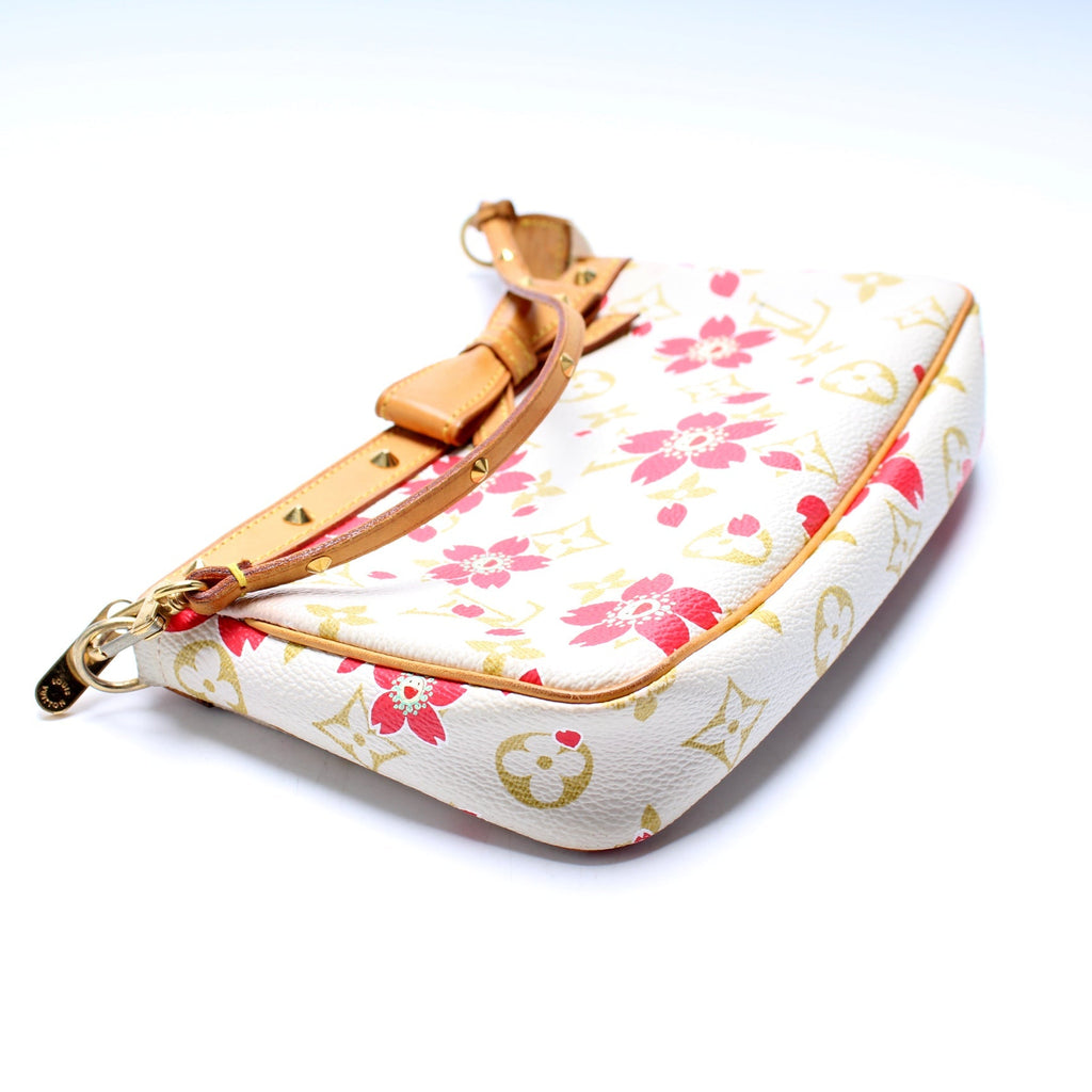 Pochette Accessories