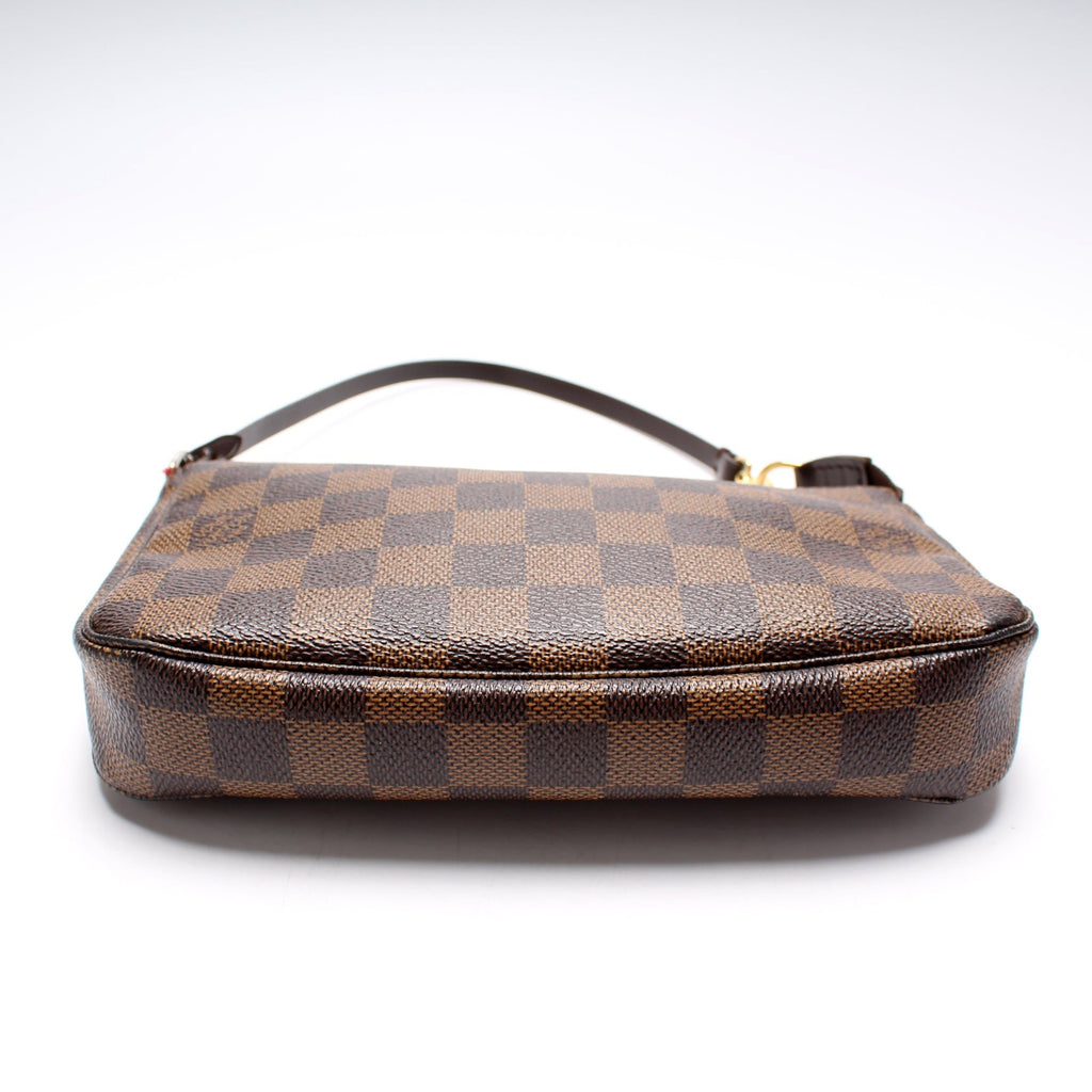 Pochette Accessories