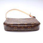 Pochette Accessories